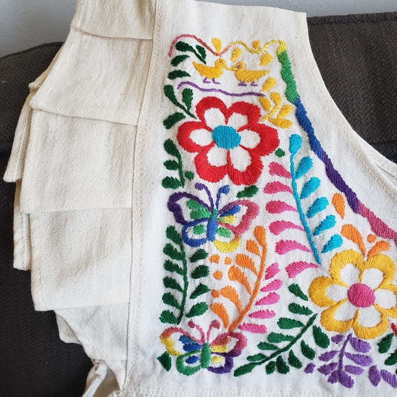 Embroidered long frock with pockets - Picture 1 of 6